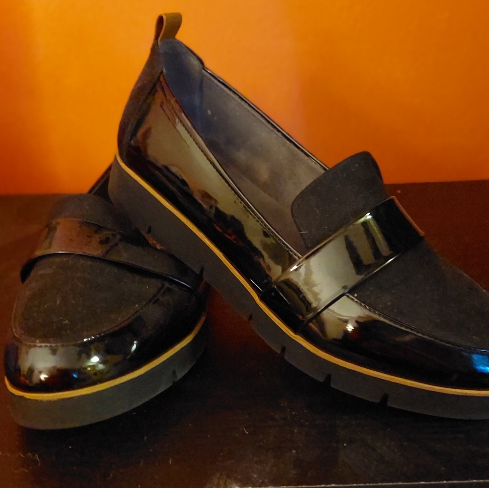Dr. Scholls super comfortable and cute flats